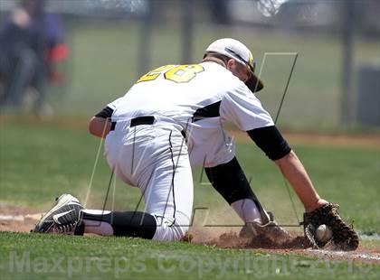 Thumbnail 1 in Crandall vs North Lamar (UIL 3A Bi-District Playoff) photogallery.