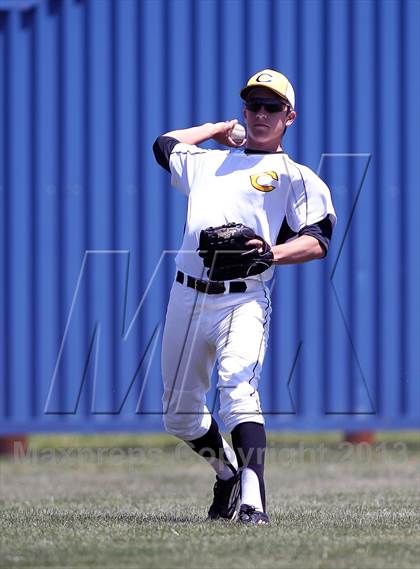 Thumbnail 3 in Crandall vs North Lamar (UIL 3A Bi-District Playoff) photogallery.