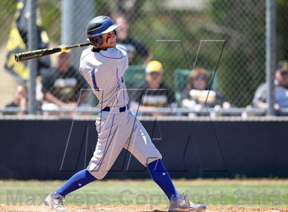 Thumbnail 3 in Crandall vs North Lamar (UIL 3A Bi-District Playoff) photogallery.