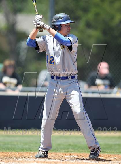 Thumbnail 1 in Crandall vs North Lamar (UIL 3A Bi-District Playoff) photogallery.
