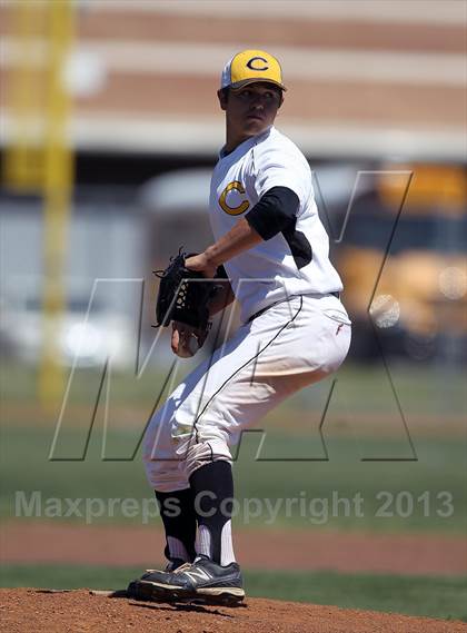 Thumbnail 2 in Crandall vs North Lamar (UIL 3A Bi-District Playoff) photogallery.