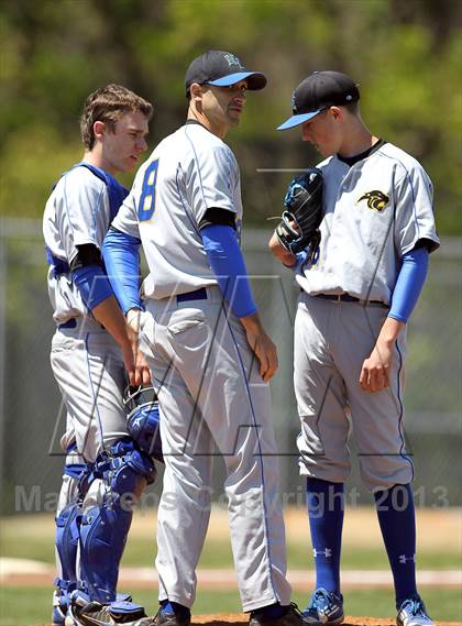 Thumbnail 3 in Crandall vs North Lamar (UIL 3A Bi-District Playoff) photogallery.