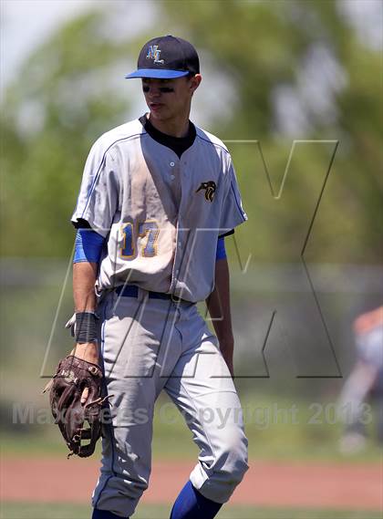 Thumbnail 2 in Crandall vs North Lamar (UIL 3A Bi-District Playoff) photogallery.