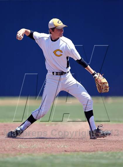 Thumbnail 3 in Crandall vs North Lamar (UIL 3A Bi-District Playoff) photogallery.