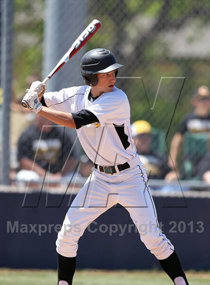 Thumbnail 2 in Crandall vs North Lamar (UIL 3A Bi-District Playoff) photogallery.