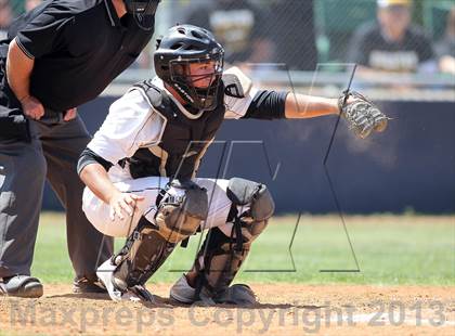 Thumbnail 2 in Crandall vs North Lamar (UIL 3A Bi-District Playoff) photogallery.