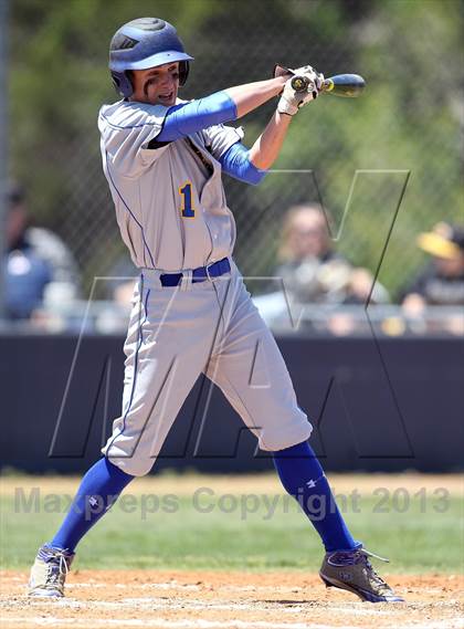 Thumbnail 1 in Crandall vs North Lamar (UIL 3A Bi-District Playoff) photogallery.