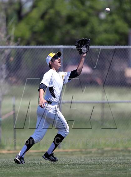 Thumbnail 1 in Crandall vs North Lamar (UIL 3A Bi-District Playoff) photogallery.