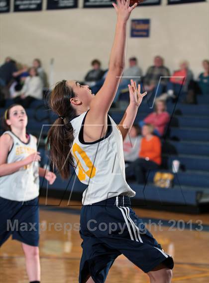 Thumbnail 2 in JV: Jefferson County @ Seymour photogallery.