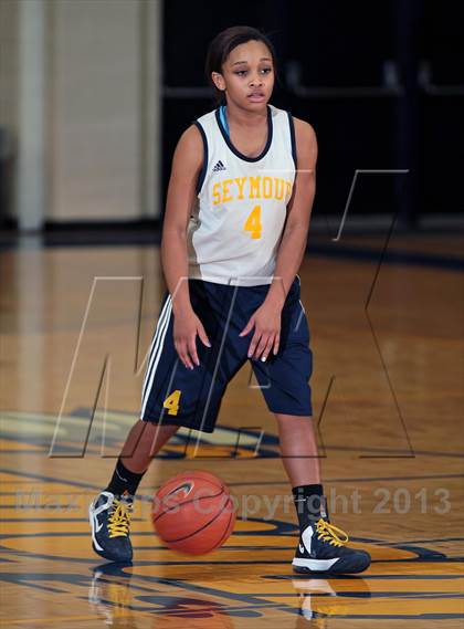 Thumbnail 1 in JV: Jefferson County @ Seymour photogallery.