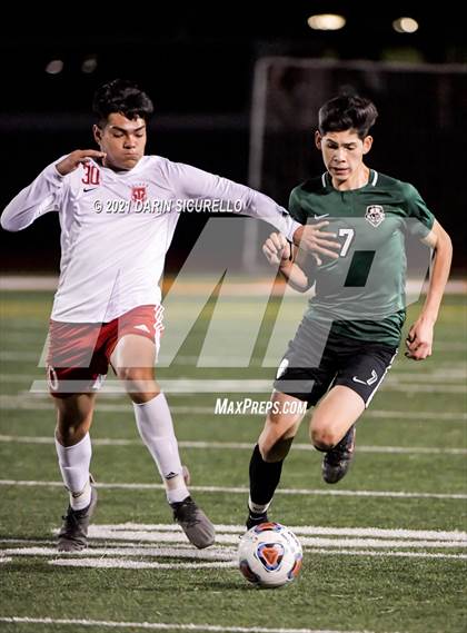 Thumbnail 3 in Tucson High Magnet School vs San Luis (AIA 6A Semifinal) photogallery.