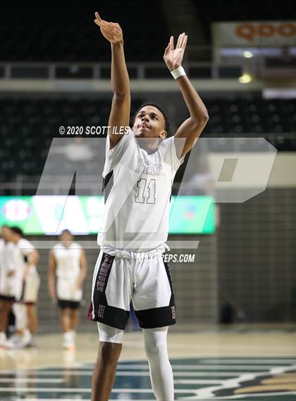 Thumbnail 2 in Harvest Prep vs. Zane Trace (OHSAA D3 Regional Semifinal) photogallery.