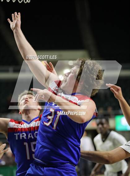 Thumbnail 1 in Harvest Prep vs. Zane Trace (OHSAA D3 Regional Semifinal) photogallery.