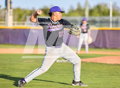 Thumbnail 1 in Lennard @ Sickles (Saladino) photogallery.