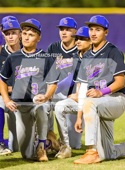 Thumbnail 3 in Lennard @ Sickles (Saladino) photogallery.