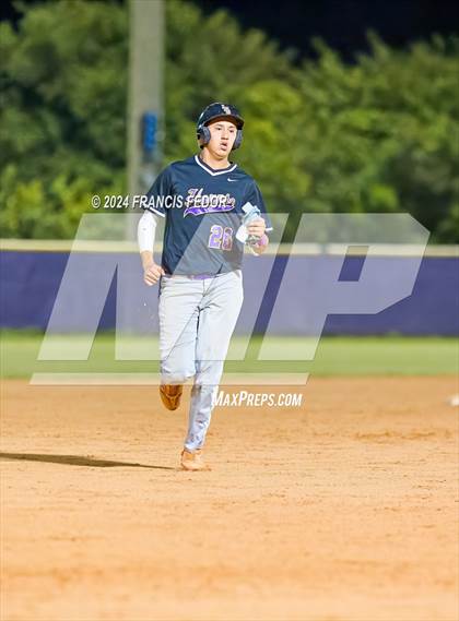 Thumbnail 3 in Lennard @ Sickles (Saladino) photogallery.