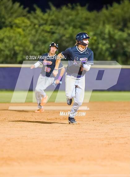 Thumbnail 1 in Lennard @ Sickles (Saladino) photogallery.