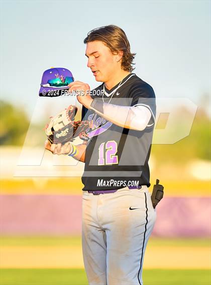Thumbnail 1 in Lennard @ Sickles (Saladino) photogallery.