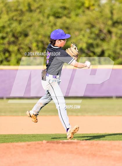 Thumbnail 1 in Lennard @ Sickles (Saladino) photogallery.