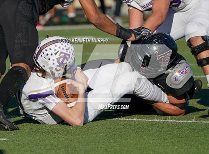 Thumbnail 3 in Timber Creek vs. Euless Trinity (UIL 6A Division 1 Bi-District) photogallery.