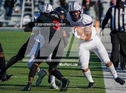 Thumbnail 2 in Timber Creek vs. Euless Trinity (UIL 6A Division 1 Bi-District) photogallery.