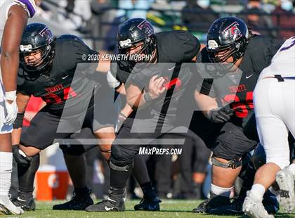 Thumbnail 3 in Timber Creek vs. Euless Trinity (UIL 6A Division 1 Bi-District) photogallery.