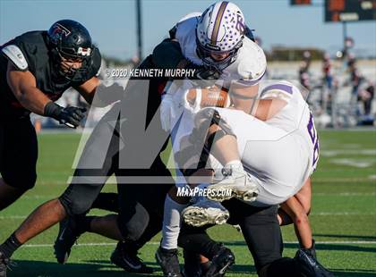 Thumbnail 3 in Timber Creek vs. Euless Trinity (UIL 6A Division 1 Bi-District) photogallery.