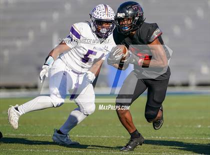 Thumbnail 1 in Timber Creek vs. Euless Trinity (UIL 6A Division 1 Bi-District) photogallery.