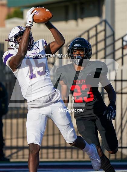 Thumbnail 3 in Timber Creek vs. Euless Trinity (UIL 6A Division 1 Bi-District) photogallery.