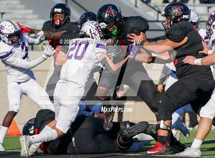 Thumbnail 3 in Timber Creek vs. Euless Trinity (UIL 6A Division 1 Bi-District) photogallery.