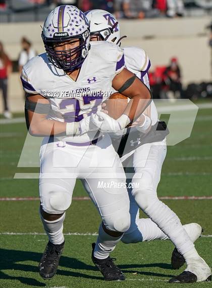 Thumbnail 3 in Timber Creek vs. Euless Trinity (UIL 6A Division 1 Bi-District) photogallery.