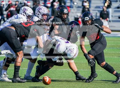 Thumbnail 2 in Timber Creek vs. Euless Trinity (UIL 6A Division 1 Bi-District) photogallery.