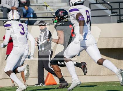 Thumbnail 3 in Timber Creek vs. Euless Trinity (UIL 6A Division 1 Bi-District) photogallery.