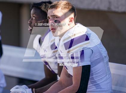 Thumbnail 1 in Timber Creek vs. Euless Trinity (UIL 6A Division 1 Bi-District) photogallery.