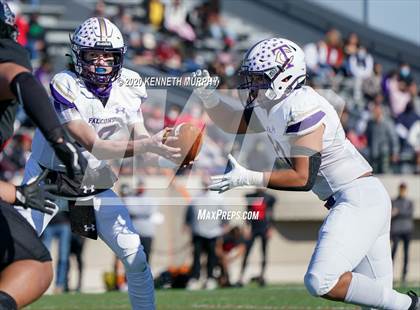 Thumbnail 2 in Timber Creek vs. Euless Trinity (UIL 6A Division 1 Bi-District) photogallery.