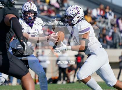 Thumbnail 3 in Timber Creek vs. Euless Trinity (UIL 6A Division 1 Bi-District) photogallery.