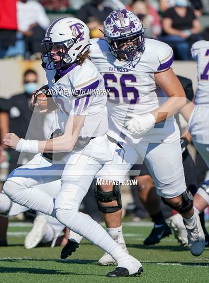 Thumbnail 3 in Timber Creek vs. Euless Trinity (UIL 6A Division 1 Bi-District) photogallery.