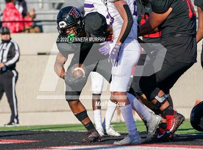 Thumbnail 2 in Timber Creek vs. Euless Trinity (UIL 6A Division 1 Bi-District) photogallery.