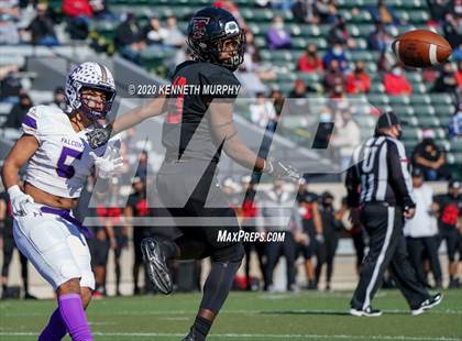 Thumbnail 3 in Timber Creek vs. Euless Trinity (UIL 6A Division 1 Bi-District) photogallery.