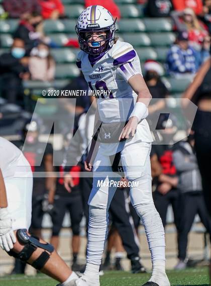 Thumbnail 3 in Timber Creek vs. Euless Trinity (UIL 6A Division 1 Bi-District) photogallery.