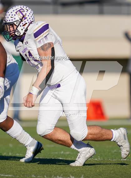Thumbnail 2 in Timber Creek vs. Euless Trinity (UIL 6A Division 1 Bi-District) photogallery.