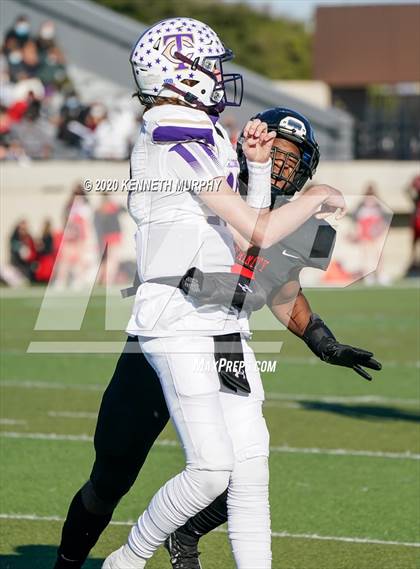 Thumbnail 2 in Timber Creek vs. Euless Trinity (UIL 6A Division 1 Bi-District) photogallery.