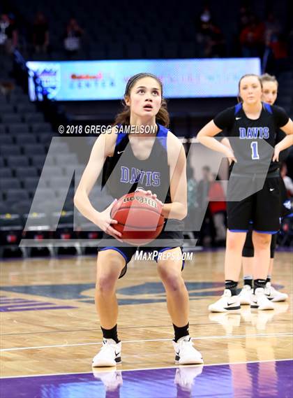 Thumbnail 2 in St. Francis vs. Davis photogallery.