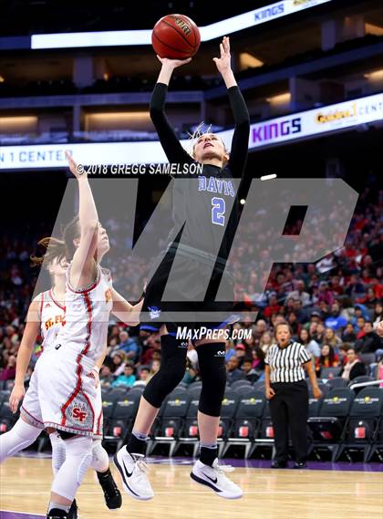 Thumbnail 1 in St. Francis vs. Davis photogallery.