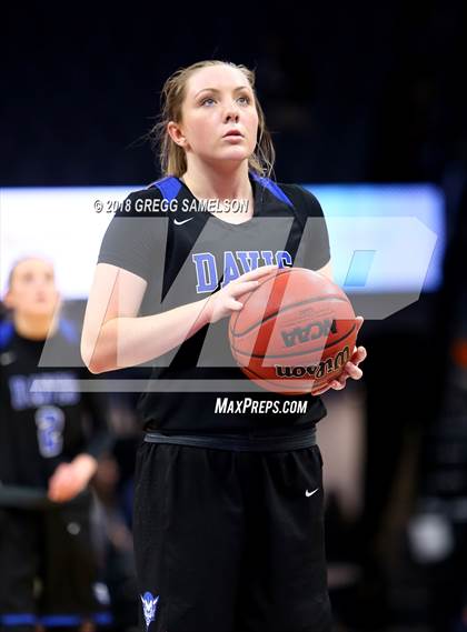 Thumbnail 3 in St. Francis vs. Davis photogallery.
