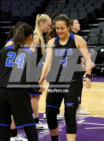 Thumbnail 2 in St. Francis vs. Davis photogallery.