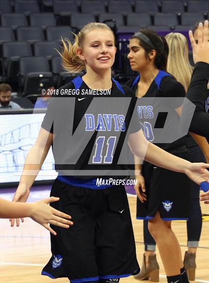 Thumbnail 3 in St. Francis vs. Davis photogallery.