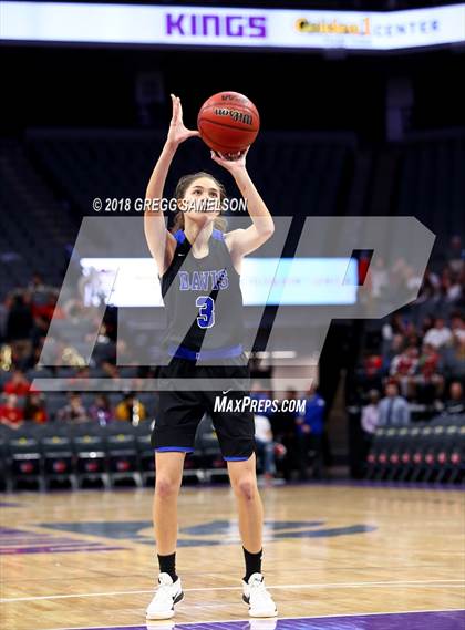 Thumbnail 2 in St. Francis vs. Davis photogallery.