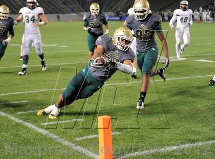 Thumbnail 1 in Granite Bay vs. Long Beach Poly (CIF State D1 Final) photogallery.