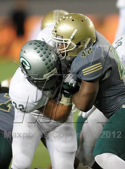 Thumbnail 2 in Granite Bay vs. Long Beach Poly (CIF State D1 Final) photogallery.